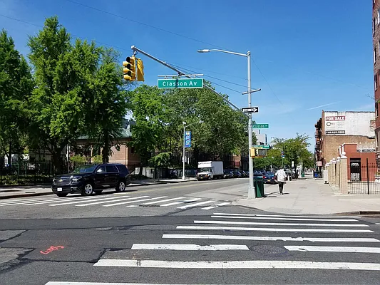 Rented by null | media 27