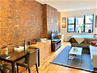 Rented by Best Apartments North Inc