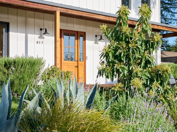 817 Brown St, Healdsburg, CA 95448