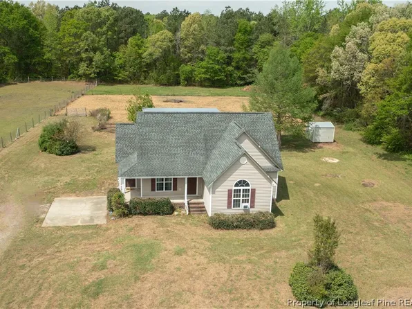 6758 Parkton Rd, Parkton, NC 28371