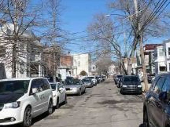 2nd image of 18-32 121st St