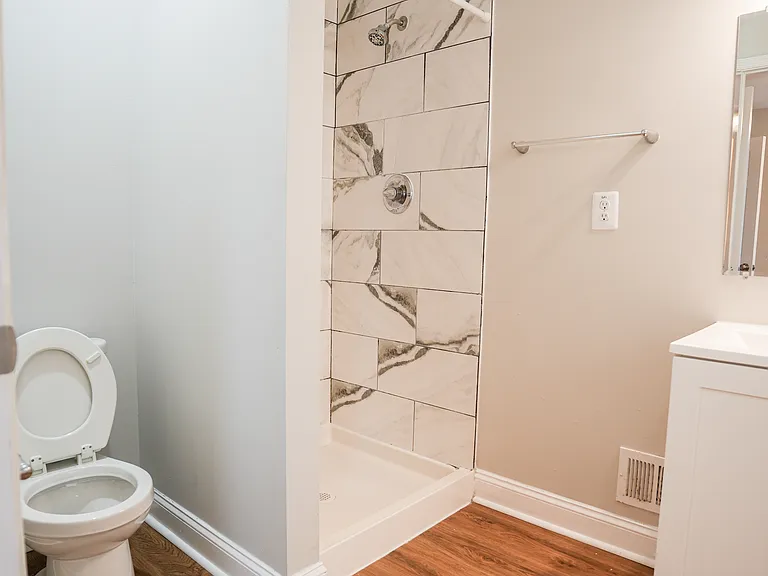 3711 Oakmont Ave — Photo 9