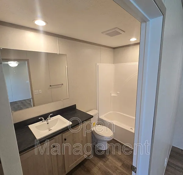 2301 SW Oralabor Rd #61 — Photo 15