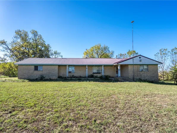 23487 W 72nd Hwy, Gravette, AR 72736