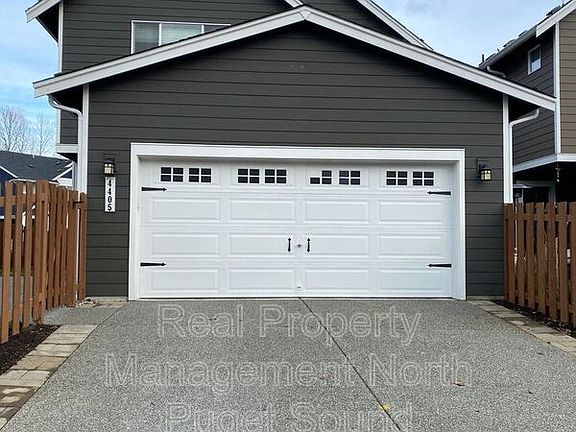 3rd image of 4405 30th Dr SE