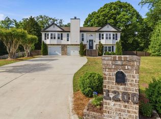 1200 Brookton Dr, Dacula, GA 30019