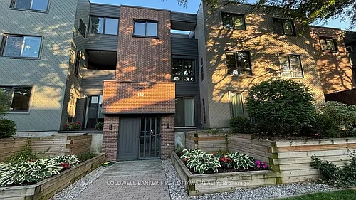 142 Waverley St #1A Photo 1