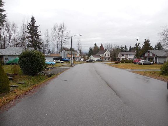5th image of 13306 45th Ave NE