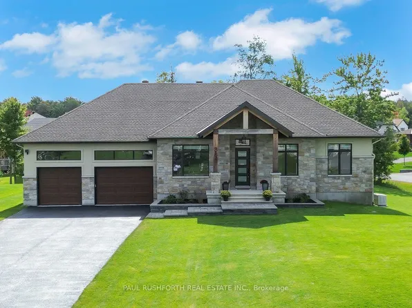 384 Shoreway Dr, Ottawa, ON K4P 0G2