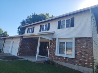 6308 Lake Paddock Dr, Florissant, MO 63033