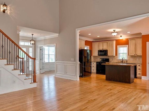 5th image of 3522 Bluebonnet Dr