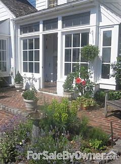 Glass Room Entrance
						:
						Herb Garden
Entrance to Family Room
