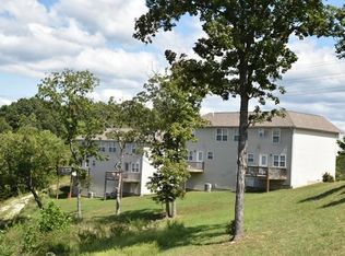 151 Palm Ridge Dr, Lake Ozark, MO 65049