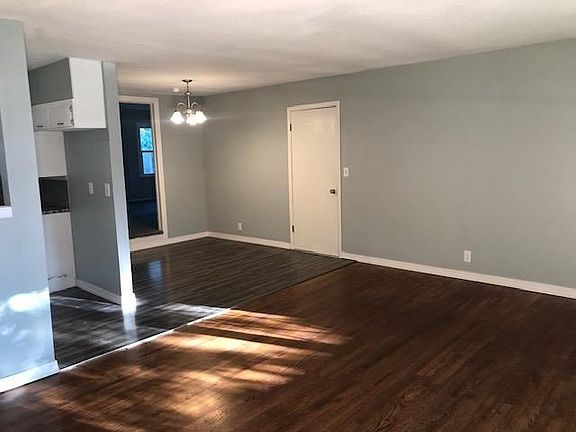 2nd image of 611 N Marmaton Rd