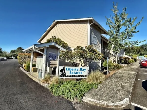 19811 3rd Ave #B27, Poulsbo, WA 98370