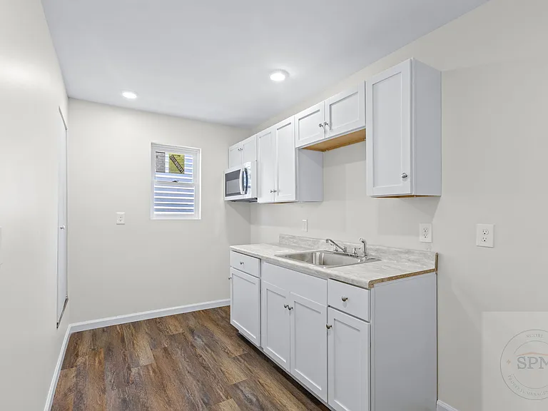 502 E Ormsby Ave #3 — Photo 11