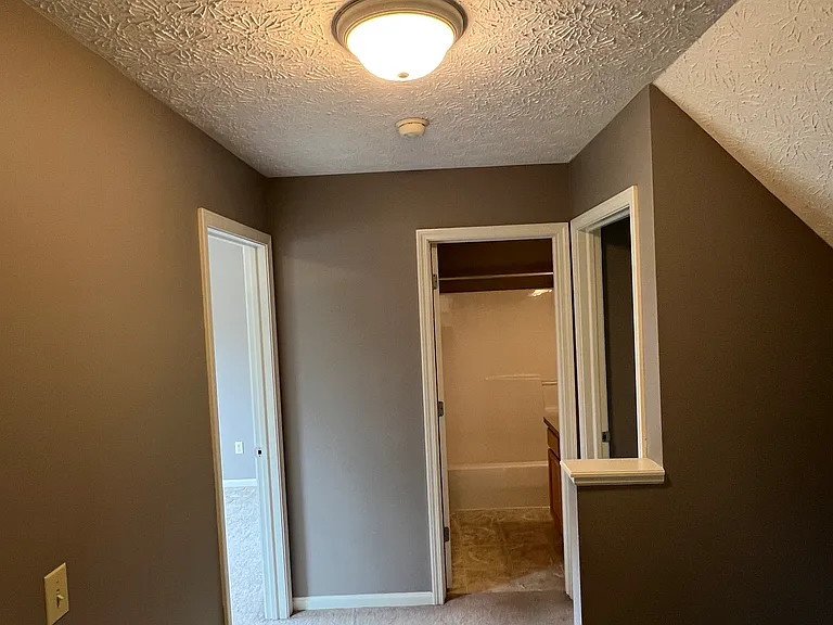 2494 Cedar Creek Ln — Photo 29
