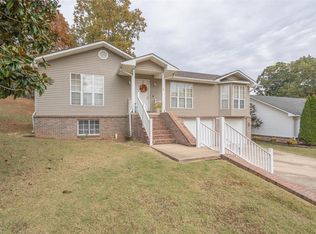 2010 Bryant Ln, Poplar Bluff, MO 63901