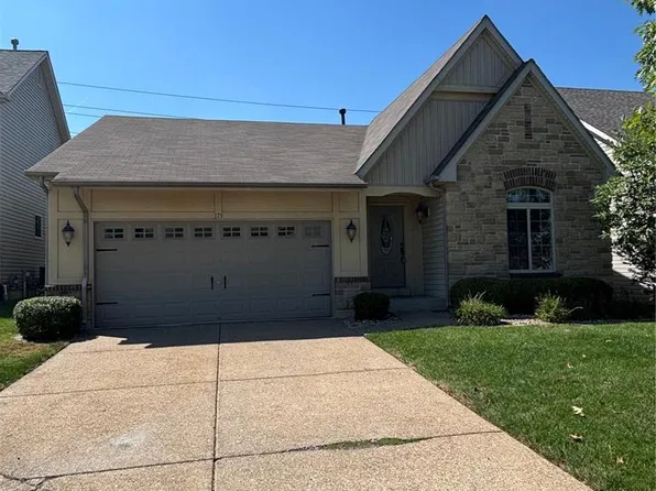 175 Blue Water Dr, O'Fallon, MO 63366