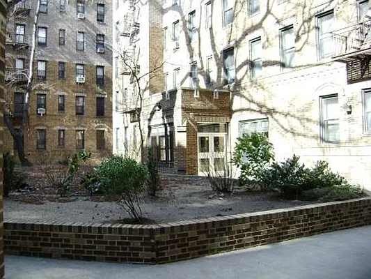 Rented by Kings & Queens | media 16