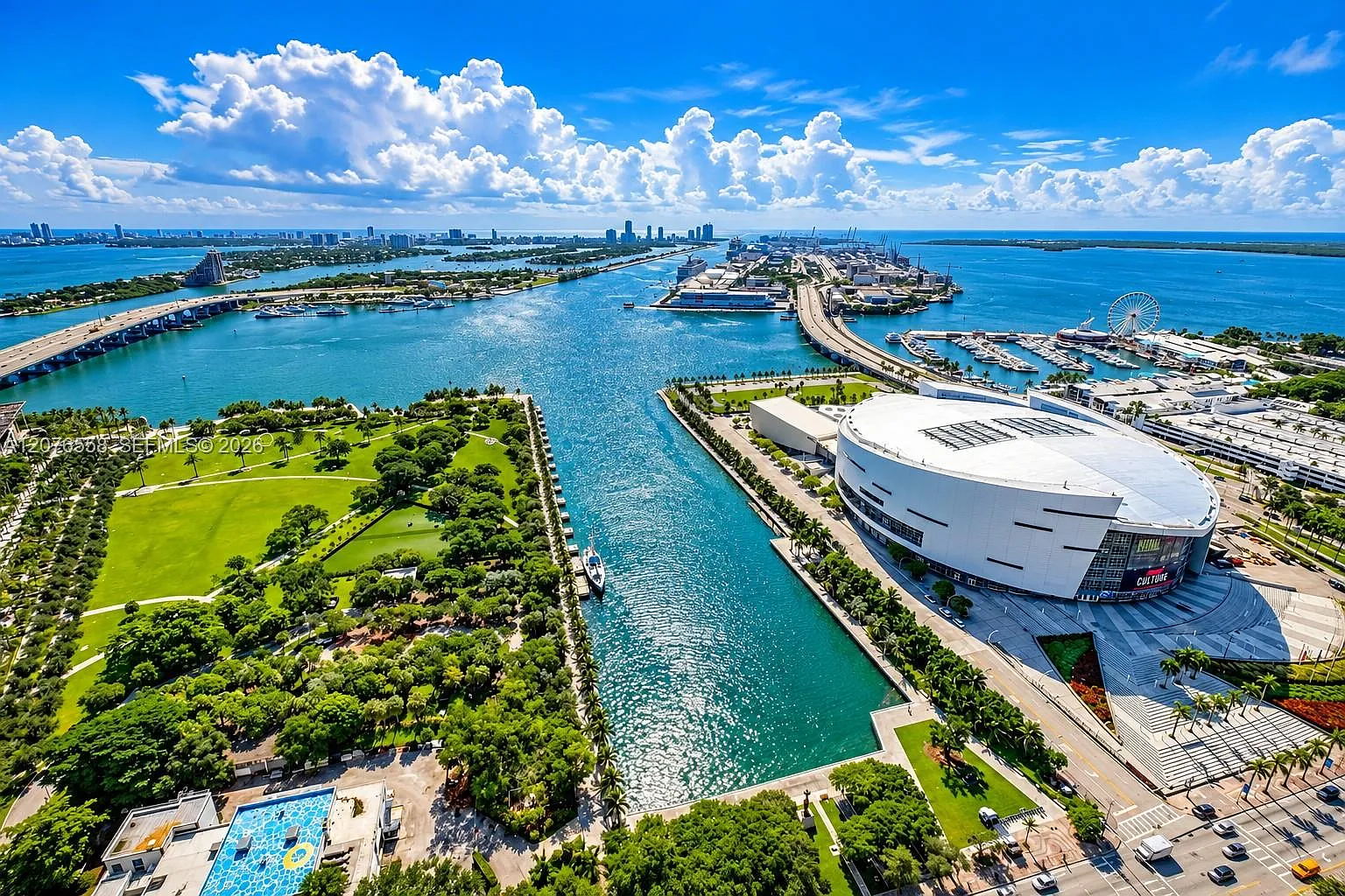 900 Biscayne Bay Condo — Photo 2