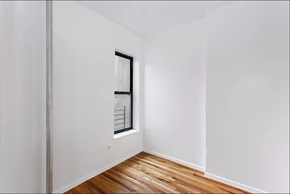 Rented by Compass | media 14