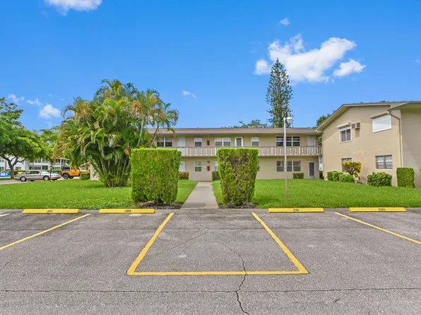 305 Norwich M, West Palm Beach, FL 33417