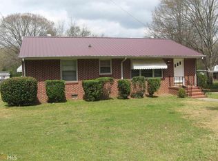 276 6th Ave, Winder, GA 30680