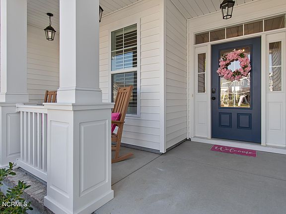 3rd image of 7004 Sevilleen Drive SW