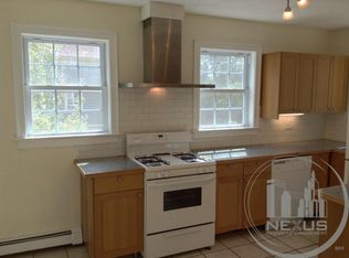 40 Tecumseh St #2, Providence, RI 02906