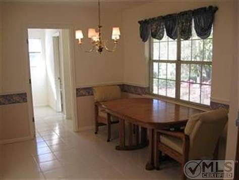 3rd image of 3576 Gardenview Way #37