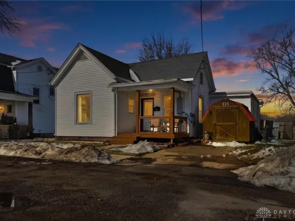 112 W Baldwin St, Blanchester, OH 45107