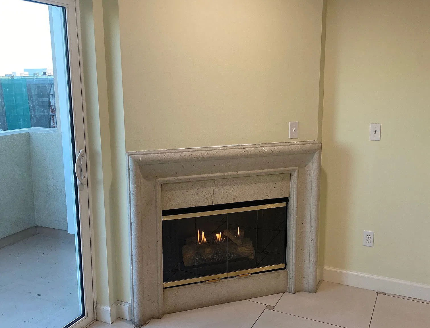 2 bed, 2.5 bath, 1475 sqft, $3,975 — Photo 4