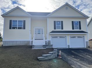 13 Front St, Haverhill, MA 01835