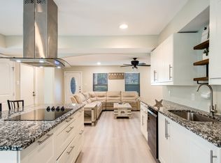 1711 Meadowcrest Ln, Duncanville, TX 75137