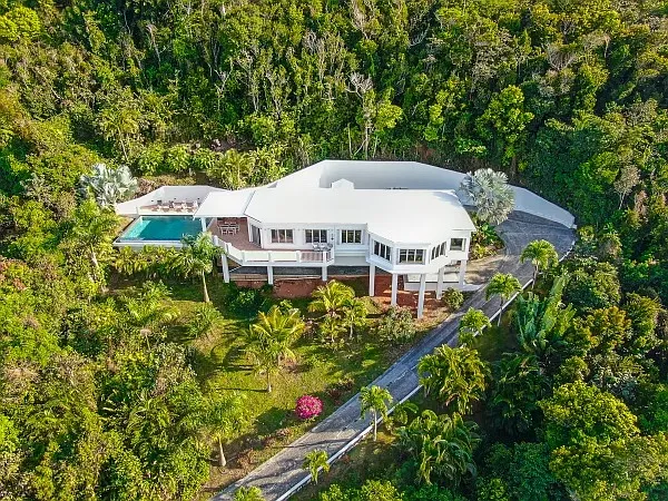 7 E Caret Bay Rd