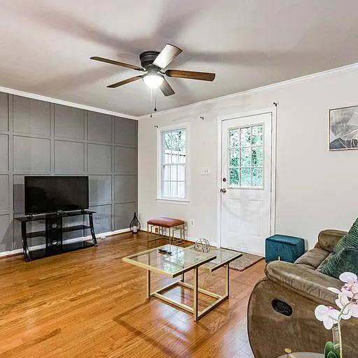 920 Williams Rd #B — Photo 11