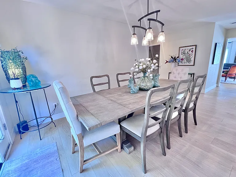 753 Val Sereno Dr — Photo 20