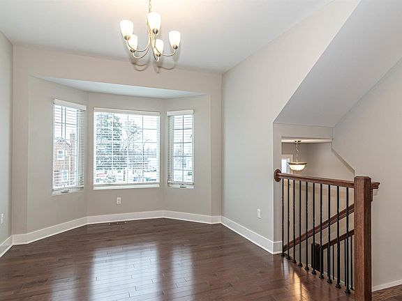 3rd image of 2527 W Towne St #58