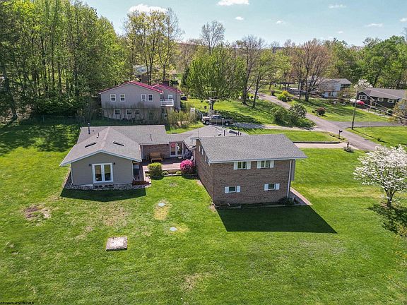 5th image of 50 Hickory Hills Dr
