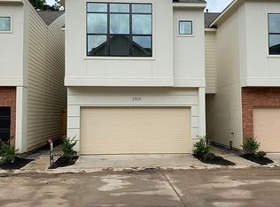 3909 Tulane Oak Dr, Houston, TX 77018