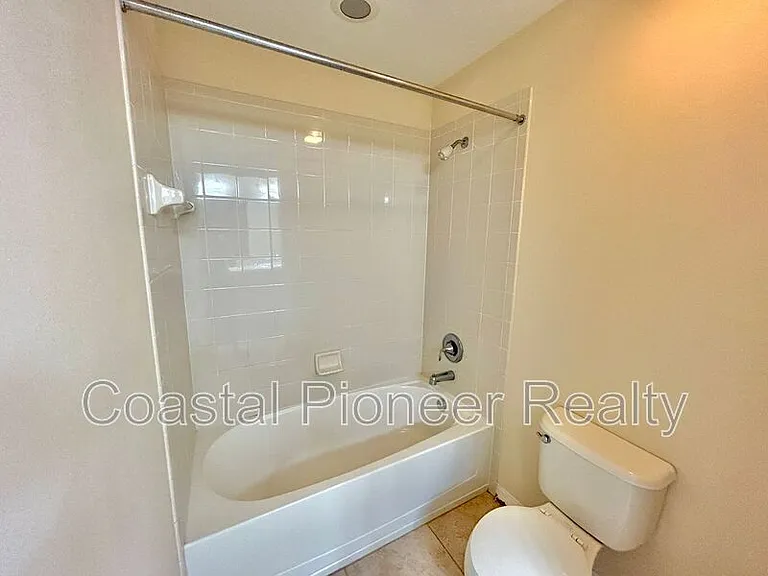 2123 Roanoke Springs Dr — Photo 27