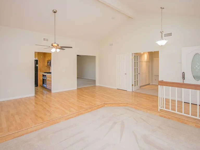 2620 El Aguila Ln — Photo 2