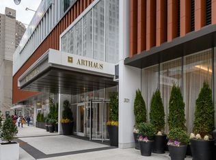 301 S Broad St S #4001, Philadelphia, PA 19107