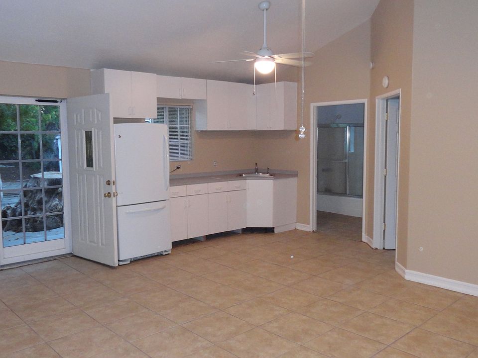 2nd image of 3953 The Hill Rd