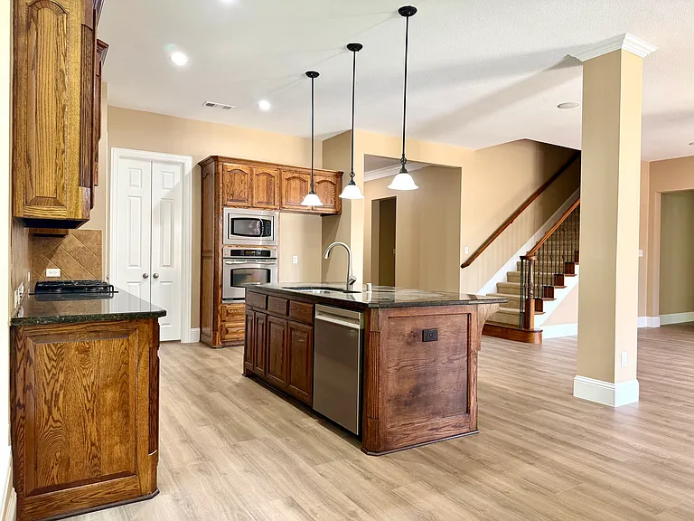 509 S Hampton Ct — Photo 12