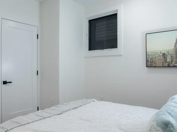 39 Boyd Avenue image 24 of 29