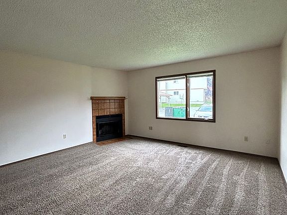 4th image of 7420 Woburn Cir APT 3