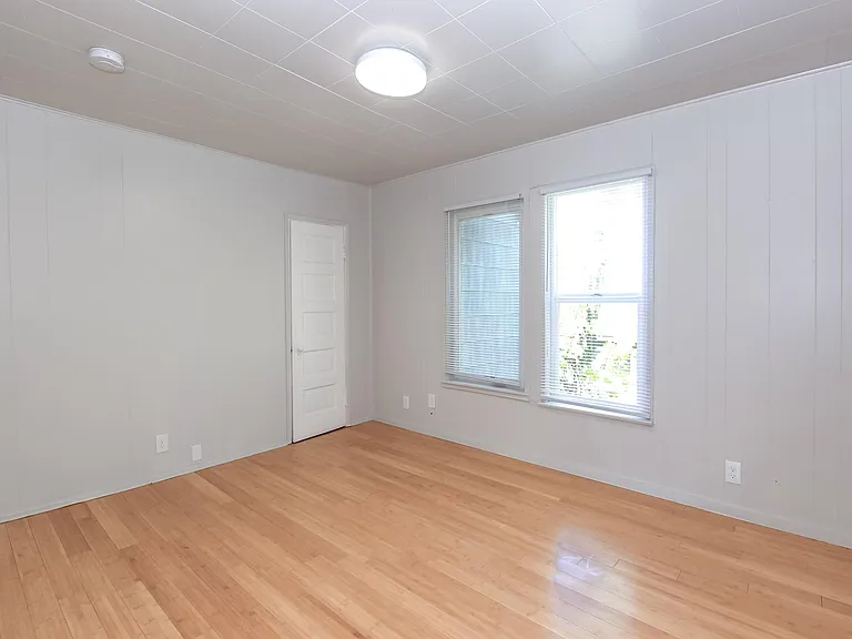 3719 S Thompson Ave #4 — Photo 10