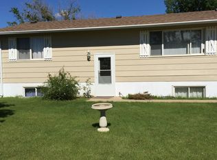366 Mundy Ave, Manning, ND 58642
